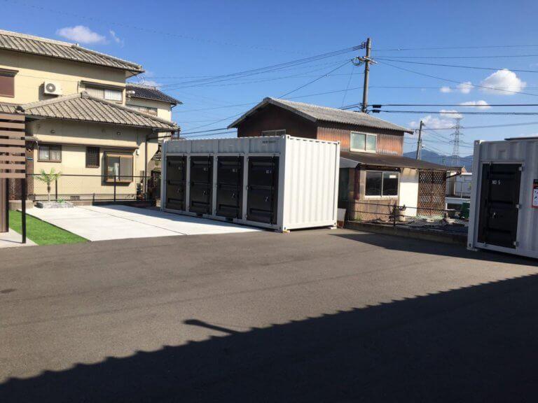 Shinnyū Station Lockers